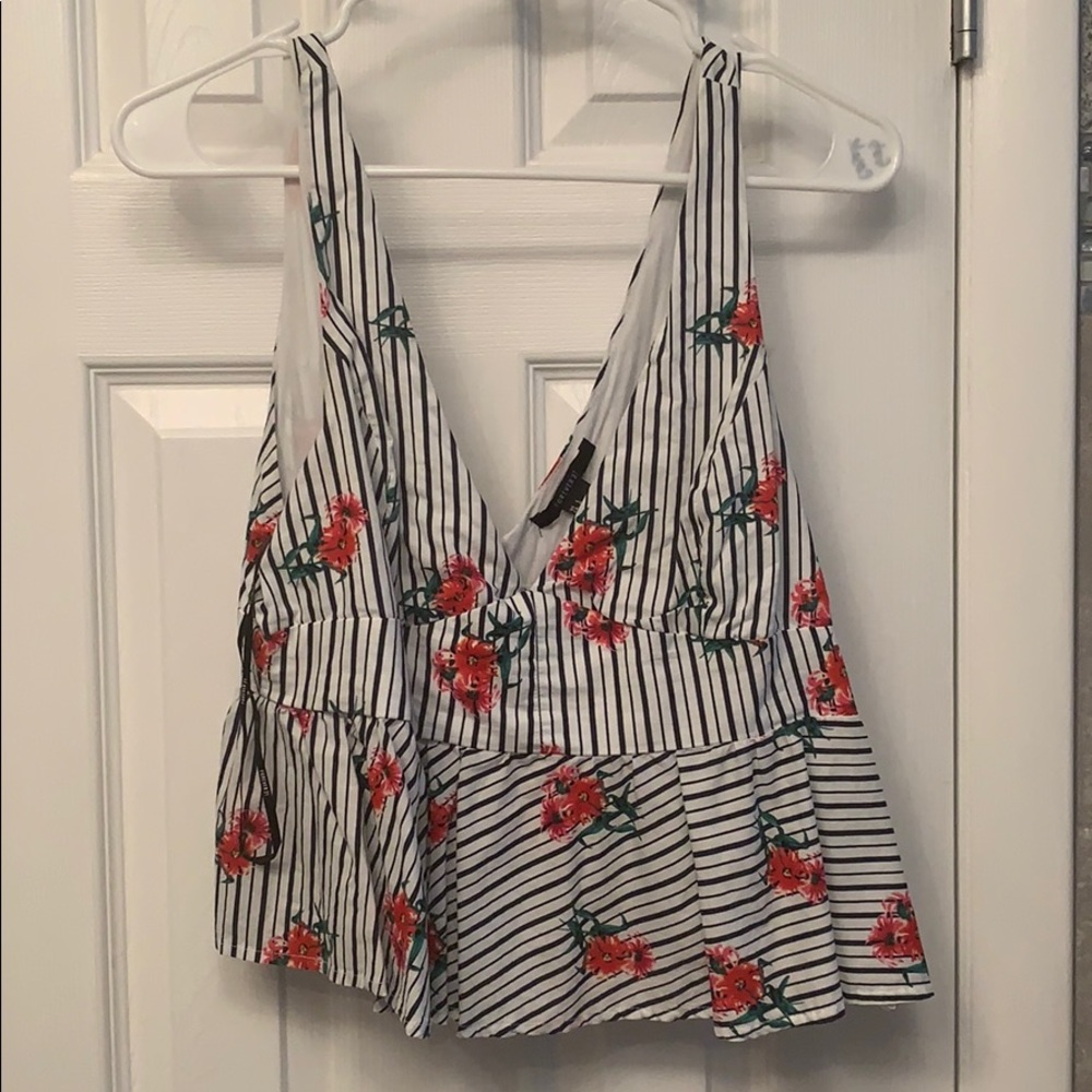 Peplum white and navy striped flower top